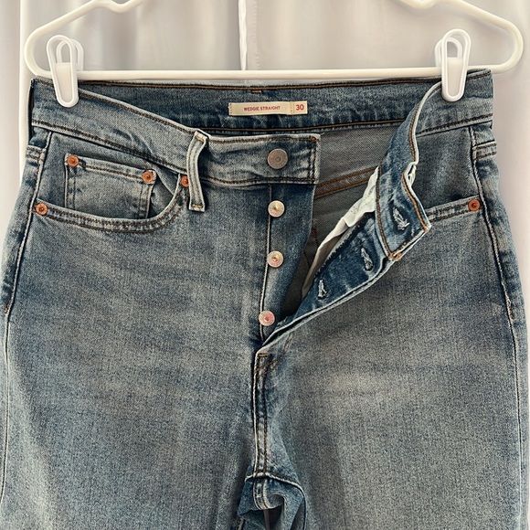 Levi’s Wedgie Straight button-fly size 30 - Picture 2 of 4